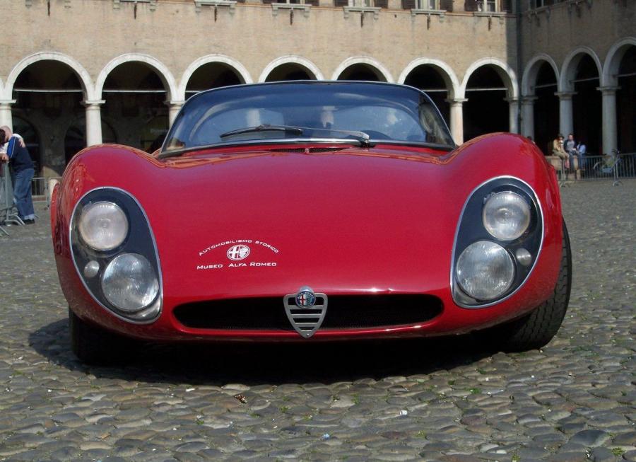  Alfa Romeo Tipo 33 Stradale 1967 года  (фото 22 из 30)